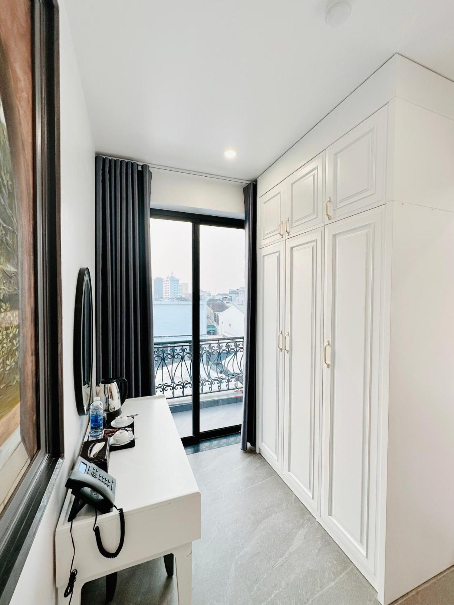 Sala Hotel Hue Esterno foto